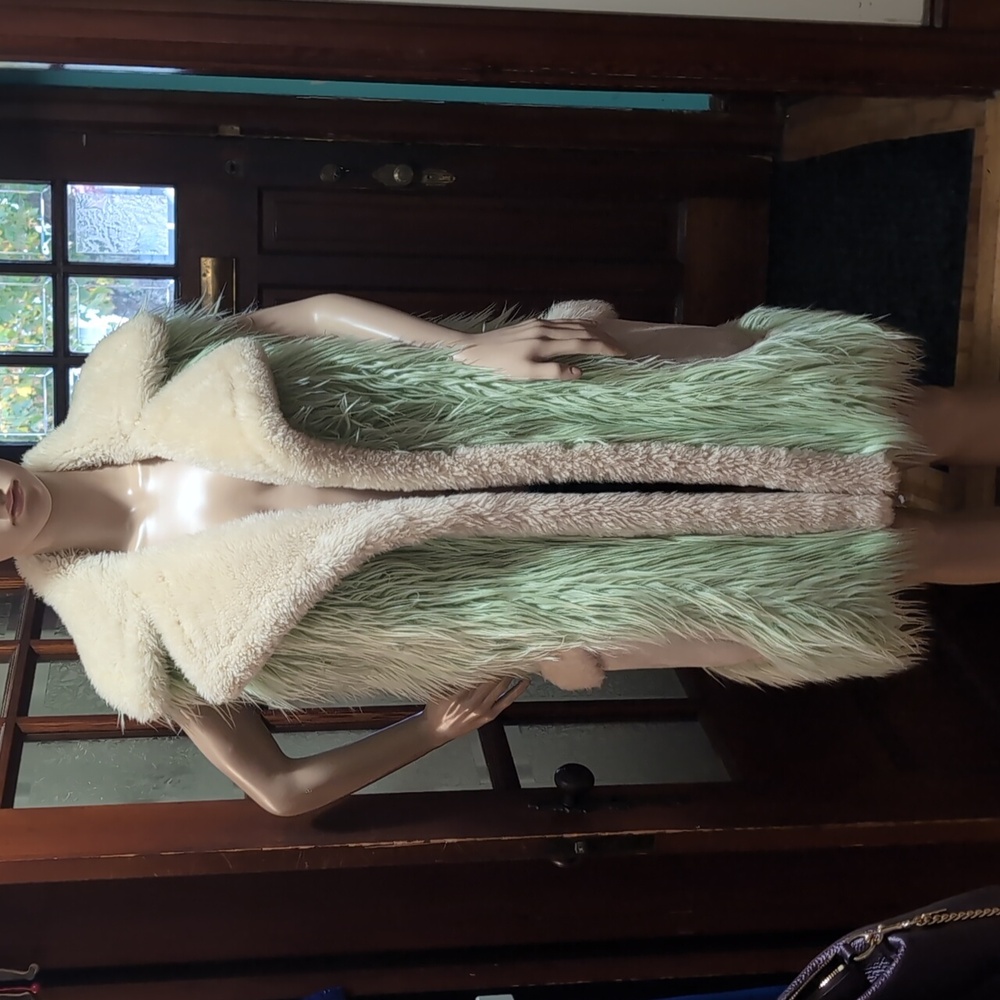 Coach Green and Cream faux Fur Jacket Suede Pockets